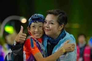 BIB: 100
                            <button type="button" onclick="openModal(22655111)" class="btn btn-primary btn-sm float-right btn-popup" data-toggle="modal" data-target=".modal-high-quality">
                        <i class="fas fa-shopping-cart"></i> Add to Cart
                    </button>
                                            <button type="button" onclick="isThisMe(22655111, true)" class="btn btn-success btn-sm float-right btn-popup btn-isme hidden" data-toggle="tooltip" data-placement="bottom" title="นี่คือรูปของคุณใช่ไหม คลิกที่นี่เพื่อเอาเข้าอัลบั้ม">
                        <i class="fas fa-plus"></i> Add to album
                    </button>
                    <button type="button" onclick="isThisMe(22655111, false)" class="btn btn-warning btn-sm float-right btn-popup btn-isnotme hidden">
                        <i class="fas fa-ban"></i> Remove from album
                    </button>