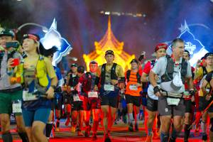 BIB: 9604, 9532
                            <button type="button" onclick="openModal(22655893)" class="btn btn-primary btn-sm float-right btn-popup" data-toggle="modal" data-target=".modal-high-quality">
                        <i class="fas fa-shopping-cart"></i> Add to Cart
                    </button>
                                            <button type="button" onclick="isThisMe(22655893, true)" class="btn btn-success btn-sm float-right btn-popup btn-isme hidden" data-toggle="tooltip" data-placement="bottom" title="นี่คือรูปของคุณใช่ไหม คลิกที่นี่เพื่อเอาเข้าอัลบั้ม">
                        <i class="fas fa-plus"></i> Add to album
                    </button>
                    <button type="button" onclick="isThisMe(22655893, false)" class="btn btn-warning btn-sm float-right btn-popup btn-isnotme hidden">
                        <i class="fas fa-ban"></i> Remove from album
                    </button>