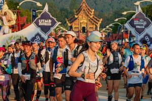 BIB: 984, 290, 6061, 6090, 316
                            <button type="button" onclick="openModal(22658982)" class="btn btn-primary btn-sm float-right btn-popup" data-toggle="modal" data-target=".modal-high-quality">
                        <i class="fas fa-shopping-cart"></i> Add to Cart
                    </button>
                                            <button type="button" onclick="isThisMe(22658982, true)" class="btn btn-success btn-sm float-right btn-popup btn-isme hidden" data-toggle="tooltip" data-placement="bottom" title="นี่คือรูปของคุณใช่ไหม คลิกที่นี่เพื่อเอาเข้าอัลบั้ม">
                        <i class="fas fa-plus"></i> Add to album
                    </button>
                    <button type="button" onclick="isThisMe(22658982, false)" class="btn btn-warning btn-sm float-right btn-popup btn-isnotme hidden">
                        <i class="fas fa-ban"></i> Remove from album
                    </button>