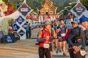 BIB: 6361, 130, 6343
                            <button type="button" onclick="openModal(22659729)" class="btn btn-primary btn-sm float-right btn-popup" data-toggle="modal" data-target=".modal-high-quality">
                        <i class="fas fa-shopping-cart"></i> Add to Cart
                    </button>
                                            <button type="button" onclick="isThisMe(22659729, true)" class="btn btn-success btn-sm float-right btn-popup btn-isme hidden" data-toggle="tooltip" data-placement="bottom" title="นี่คือรูปของคุณใช่ไหม คลิกที่นี่เพื่อเอาเข้าอัลบั้ม">
                        <i class="fas fa-plus"></i> Add to album
                    </button>
                    <button type="button" onclick="isThisMe(22659729, false)" class="btn btn-warning btn-sm float-right btn-popup btn-isnotme hidden">
                        <i class="fas fa-ban"></i> Remove from album
                    </button>