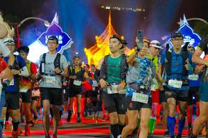 BIB: 9230, 9342, 19696
                            <button type="button" onclick="openModal(22656014)" class="btn btn-primary btn-sm float-right btn-popup" data-toggle="modal" data-target=".modal-high-quality">
                        <i class="fas fa-shopping-cart"></i> Add to Cart
                    </button>
                                            <button type="button" onclick="isThisMe(22656014, true)" class="btn btn-success btn-sm float-right btn-popup btn-isme hidden" data-toggle="tooltip" data-placement="bottom" title="นี่คือรูปของคุณใช่ไหม คลิกที่นี่เพื่อเอาเข้าอัลบั้ม">
                        <i class="fas fa-plus"></i> Add to album
                    </button>
                    <button type="button" onclick="isThisMe(22656014, false)" class="btn btn-warning btn-sm float-right btn-popup btn-isnotme hidden">
                        <i class="fas fa-ban"></i> Remove from album
                    </button>