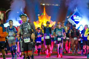 BIB: 9497
                            <button type="button" onclick="openModal(22655696)" class="btn btn-primary btn-sm float-right btn-popup" data-toggle="modal" data-target=".modal-high-quality">
                        <i class="fas fa-shopping-cart"></i> Add to Cart
                    </button>
                                            <button type="button" onclick="isThisMe(22655696, true)" class="btn btn-success btn-sm float-right btn-popup btn-isme hidden" data-toggle="tooltip" data-placement="bottom" title="นี่คือรูปของคุณใช่ไหม คลิกที่นี่เพื่อเอาเข้าอัลบั้ม">
                        <i class="fas fa-plus"></i> Add to album
                    </button>
                    <button type="button" onclick="isThisMe(22655696, false)" class="btn btn-warning btn-sm float-right btn-popup btn-isnotme hidden">
                        <i class="fas fa-ban"></i> Remove from album
                    </button>