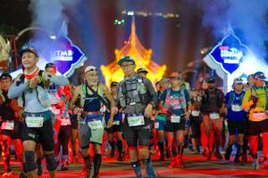 BIB: 9422, 9482, 9497, 
                            <button type="button" onclick="openModal(22655688)" class="btn btn-primary btn-sm float-right btn-popup" data-toggle="modal" data-target=".modal-high-quality">
                        <i class="fas fa-shopping-cart"></i> Add to Cart
                    </button>
                                            <button type="button" onclick="isThisMe(22655688, true)" class="btn btn-success btn-sm float-right btn-popup btn-isme hidden" data-toggle="tooltip" data-placement="bottom" title="นี่คือรูปของคุณใช่ไหม คลิกที่นี่เพื่อเอาเข้าอัลบั้ม">
                        <i class="fas fa-plus"></i> Add to album
                    </button>
                    <button type="button" onclick="isThisMe(22655688, false)" class="btn btn-warning btn-sm float-right btn-popup btn-isnotme hidden">
                        <i class="fas fa-ban"></i> Remove from album
                    </button>