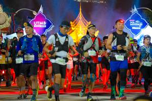 BIB: 9451, 9498, 9251
                            <button type="button" onclick="openModal(22655947)" class="btn btn-primary btn-sm float-right btn-popup" data-toggle="modal" data-target=".modal-high-quality">
                        <i class="fas fa-shopping-cart"></i> Add to Cart
                    </button>
                                            <button type="button" onclick="isThisMe(22655947, true)" class="btn btn-success btn-sm float-right btn-popup btn-isme hidden" data-toggle="tooltip" data-placement="bottom" title="นี่คือรูปของคุณใช่ไหม คลิกที่นี่เพื่อเอาเข้าอัลบั้ม">
                        <i class="fas fa-plus"></i> Add to album
                    </button>
                    <button type="button" onclick="isThisMe(22655947, false)" class="btn btn-warning btn-sm float-right btn-popup btn-isnotme hidden">
                        <i class="fas fa-ban"></i> Remove from album
                    </button>