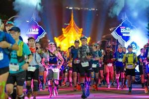 BIB: 4975
                            <button type="button" onclick="openModal(22655677)" class="btn btn-primary btn-sm float-right btn-popup" data-toggle="modal" data-target=".modal-high-quality">
                        <i class="fas fa-shopping-cart"></i> Add to Cart
                    </button>
                                            <button type="button" onclick="isThisMe(22655677, true)" class="btn btn-success btn-sm float-right btn-popup btn-isme hidden" data-toggle="tooltip" data-placement="bottom" title="นี่คือรูปของคุณใช่ไหม คลิกที่นี่เพื่อเอาเข้าอัลบั้ม">
                        <i class="fas fa-plus"></i> Add to album
                    </button>
                    <button type="button" onclick="isThisMe(22655677, false)" class="btn btn-warning btn-sm float-right btn-popup btn-isnotme hidden">
                        <i class="fas fa-ban"></i> Remove from album
                    </button>