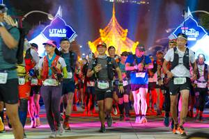 BIB: 196889, 9407, 933, 
                            <button type="button" onclick="openModal(22655988)" class="btn btn-primary btn-sm float-right btn-popup" data-toggle="modal" data-target=".modal-high-quality">
                        <i class="fas fa-shopping-cart"></i> Add to Cart
                    </button>
                                            <button type="button" onclick="isThisMe(22655988, true)" class="btn btn-success btn-sm float-right btn-popup btn-isme hidden" data-toggle="tooltip" data-placement="bottom" title="นี่คือรูปของคุณใช่ไหม คลิกที่นี่เพื่อเอาเข้าอัลบั้ม">
                        <i class="fas fa-plus"></i> Add to album
                    </button>
                    <button type="button" onclick="isThisMe(22655988, false)" class="btn btn-warning btn-sm float-right btn-popup btn-isnotme hidden">
                        <i class="fas fa-ban"></i> Remove from album
                    </button>