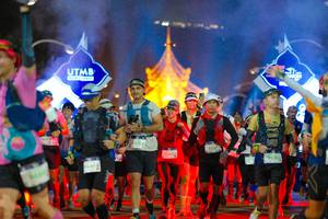 BIB: 0819, 96658, 9692, 9520
                            <button type="button" onclick="openModal(22655801)" class="btn btn-primary btn-sm float-right btn-popup" data-toggle="modal" data-target=".modal-high-quality">
                        <i class="fas fa-shopping-cart"></i> Add to Cart
                    </button>
                                            <button type="button" onclick="isThisMe(22655801, true)" class="btn btn-success btn-sm float-right btn-popup btn-isme hidden" data-toggle="tooltip" data-placement="bottom" title="นี่คือรูปของคุณใช่ไหม คลิกที่นี่เพื่อเอาเข้าอัลบั้ม">
                        <i class="fas fa-plus"></i> Add to album
                    </button>
                    <button type="button" onclick="isThisMe(22655801, false)" class="btn btn-warning btn-sm float-right btn-popup btn-isnotme hidden">
                        <i class="fas fa-ban"></i> Remove from album
                    </button>