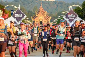 BIB: 520, 5892, 5885, 994
                            <button type="button" onclick="openModal(22657594)" class="btn btn-primary btn-sm float-right btn-popup" data-toggle="modal" data-target=".modal-high-quality">
                        <i class="fas fa-shopping-cart"></i> Add to Cart
                    </button>
                                            <button type="button" onclick="isThisMe(22657594, true)" class="btn btn-success btn-sm float-right btn-popup btn-isme hidden" data-toggle="tooltip" data-placement="bottom" title="นี่คือรูปของคุณใช่ไหม คลิกที่นี่เพื่อเอาเข้าอัลบั้ม">
                        <i class="fas fa-plus"></i> Add to album
                    </button>
                    <button type="button" onclick="isThisMe(22657594, false)" class="btn btn-warning btn-sm float-right btn-popup btn-isnotme hidden">
                        <i class="fas fa-ban"></i> Remove from album
                    </button>