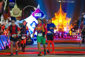 BIB: 9424, 9740
                            <button type="button" onclick="openModal(22656186)" class="btn btn-primary btn-sm float-right btn-popup" data-toggle="modal" data-target=".modal-high-quality">
                        <i class="fas fa-shopping-cart"></i> Add to Cart
                    </button>
                                            <button type="button" onclick="isThisMe(22656186, true)" class="btn btn-success btn-sm float-right btn-popup btn-isme hidden" data-toggle="tooltip" data-placement="bottom" title="นี่คือรูปของคุณใช่ไหม คลิกที่นี่เพื่อเอาเข้าอัลบั้ม">
                        <i class="fas fa-plus"></i> Add to album
                    </button>
                    <button type="button" onclick="isThisMe(22656186, false)" class="btn btn-warning btn-sm float-right btn-popup btn-isnotme hidden">
                        <i class="fas fa-ban"></i> Remove from album
                    </button>