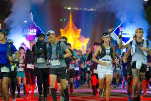 BIB: 9370, 9550, 9483
                            <button type="button" onclick="openModal(22655611)" class="btn btn-primary btn-sm float-right btn-popup" data-toggle="modal" data-target=".modal-high-quality">
                        <i class="fas fa-shopping-cart"></i> Add to Cart
                    </button>
                                            <button type="button" onclick="isThisMe(22655611, true)" class="btn btn-success btn-sm float-right btn-popup btn-isme hidden" data-toggle="tooltip" data-placement="bottom" title="นี่คือรูปของคุณใช่ไหม คลิกที่นี่เพื่อเอาเข้าอัลบั้ม">
                        <i class="fas fa-plus"></i> Add to album
                    </button>
                    <button type="button" onclick="isThisMe(22655611, false)" class="btn btn-warning btn-sm float-right btn-popup btn-isnotme hidden">
                        <i class="fas fa-ban"></i> Remove from album
                    </button>