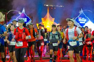 BIB: 9312
                            <button type="button" onclick="openModal(22655860)" class="btn btn-primary btn-sm float-right btn-popup" data-toggle="modal" data-target=".modal-high-quality">
                        <i class="fas fa-shopping-cart"></i> Add to Cart
                    </button>
                                            <button type="button" onclick="isThisMe(22655860, true)" class="btn btn-success btn-sm float-right btn-popup btn-isme hidden" data-toggle="tooltip" data-placement="bottom" title="นี่คือรูปของคุณใช่ไหม คลิกที่นี่เพื่อเอาเข้าอัลบั้ม">
                        <i class="fas fa-plus"></i> Add to album
                    </button>
                    <button type="button" onclick="isThisMe(22655860, false)" class="btn btn-warning btn-sm float-right btn-popup btn-isnotme hidden">
                        <i class="fas fa-ban"></i> Remove from album
                    </button>