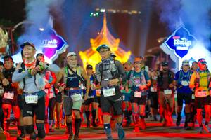 BIB: 0422, 9482, 9497
                            <button type="button" onclick="openModal(22655680)" class="btn btn-primary btn-sm float-right btn-popup" data-toggle="modal" data-target=".modal-high-quality">
                        <i class="fas fa-shopping-cart"></i> Add to Cart
                    </button>
                                            <button type="button" onclick="isThisMe(22655680, true)" class="btn btn-success btn-sm float-right btn-popup btn-isme hidden" data-toggle="tooltip" data-placement="bottom" title="นี่คือรูปของคุณใช่ไหม คลิกที่นี่เพื่อเอาเข้าอัลบั้ม">
                        <i class="fas fa-plus"></i> Add to album
                    </button>
                    <button type="button" onclick="isThisMe(22655680, false)" class="btn btn-warning btn-sm float-right btn-popup btn-isnotme hidden">
                        <i class="fas fa-ban"></i> Remove from album
                    </button>