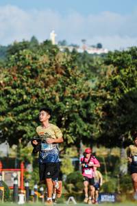 BIB: 140
                            <button type="button" onclick="openModal(22595021)" class="btn btn-primary btn-sm float-right btn-popup" data-toggle="modal" data-target=".modal-high-quality">
                        <i class="fas fa-shopping-cart"></i> Add to Cart
                    </button>
                                            <button type="button" onclick="isThisMe(22595021, true)" class="btn btn-success btn-sm float-right btn-popup btn-isme hidden" data-toggle="tooltip" data-placement="bottom" title="นี่คือรูปของคุณใช่ไหม คลิกที่นี่เพื่อเอาเข้าอัลบั้ม">
                        <i class="fas fa-plus"></i> Add to album
                    </button>
                    <button type="button" onclick="isThisMe(22595021, false)" class="btn btn-warning btn-sm float-right btn-popup btn-isnotme hidden">
                        <i class="fas fa-ban"></i> Remove from album
                    </button>