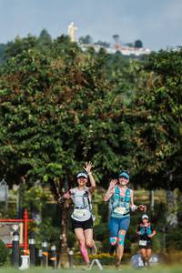 BIB: 2185
                            <button type="button" onclick="openModal(22598828)" class="btn btn-primary btn-sm float-right btn-popup" data-toggle="modal" data-target=".modal-high-quality">
                        <i class="fas fa-shopping-cart"></i> Add to Cart
                    </button>
                                            <button type="button" onclick="isThisMe(22598828, true)" class="btn btn-success btn-sm float-right btn-popup btn-isme hidden" data-toggle="tooltip" data-placement="bottom" title="นี่คือรูปของคุณใช่ไหม คลิกที่นี่เพื่อเอาเข้าอัลบั้ม">
                        <i class="fas fa-plus"></i> Add to album
                    </button>
                    <button type="button" onclick="isThisMe(22598828, false)" class="btn btn-warning btn-sm float-right btn-popup btn-isnotme hidden">
                        <i class="fas fa-ban"></i> Remove from album
                    </button>