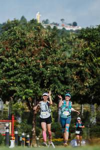 BIB: 2165
                            <button type="button" onclick="openModal(22598824)" class="btn btn-primary btn-sm float-right btn-popup" data-toggle="modal" data-target=".modal-high-quality">
                        <i class="fas fa-shopping-cart"></i> Add to Cart
                    </button>
                                            <button type="button" onclick="isThisMe(22598824, true)" class="btn btn-success btn-sm float-right btn-popup btn-isme hidden" data-toggle="tooltip" data-placement="bottom" title="นี่คือรูปของคุณใช่ไหม คลิกที่นี่เพื่อเอาเข้าอัลบั้ม">
                        <i class="fas fa-plus"></i> Add to album
                    </button>
                    <button type="button" onclick="isThisMe(22598824, false)" class="btn btn-warning btn-sm float-right btn-popup btn-isnotme hidden">
                        <i class="fas fa-ban"></i> Remove from album
                    </button>