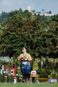 BIB: 1471
                            <button type="button" onclick="openModal(22598984)" class="btn btn-primary btn-sm float-right btn-popup" data-toggle="modal" data-target=".modal-high-quality">
                        <i class="fas fa-shopping-cart"></i> Add to Cart
                    </button>
                                            <button type="button" onclick="isThisMe(22598984, true)" class="btn btn-success btn-sm float-right btn-popup btn-isme hidden" data-toggle="tooltip" data-placement="bottom" title="นี่คือรูปของคุณใช่ไหม คลิกที่นี่เพื่อเอาเข้าอัลบั้ม">
                        <i class="fas fa-plus"></i> Add to album
                    </button>
                    <button type="button" onclick="isThisMe(22598984, false)" class="btn btn-warning btn-sm float-right btn-popup btn-isnotme hidden">
                        <i class="fas fa-ban"></i> Remove from album
                    </button>