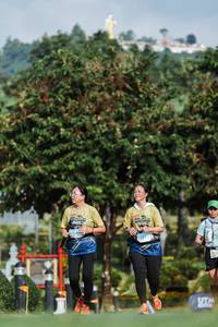 BIB: 400, 1252
                            <button type="button" onclick="openModal(22598565)" class="btn btn-primary btn-sm float-right btn-popup" data-toggle="modal" data-target=".modal-high-quality">
                        <i class="fas fa-shopping-cart"></i> Add to Cart
                    </button>
                                            <button type="button" onclick="isThisMe(22598565, true)" class="btn btn-success btn-sm float-right btn-popup btn-isme hidden" data-toggle="tooltip" data-placement="bottom" title="นี่คือรูปของคุณใช่ไหม คลิกที่นี่เพื่อเอาเข้าอัลบั้ม">
                        <i class="fas fa-plus"></i> Add to album
                    </button>
                    <button type="button" onclick="isThisMe(22598565, false)" class="btn btn-warning btn-sm float-right btn-popup btn-isnotme hidden">
                        <i class="fas fa-ban"></i> Remove from album
                    </button>