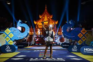 BIB: 240
                            <button type="button" onclick="openModal(22593149)" class="btn btn-primary btn-sm float-right btn-popup" data-toggle="modal" data-target=".modal-high-quality">
                        <i class="fas fa-shopping-cart"></i> Add to Cart
                    </button>
                                            <button type="button" onclick="isThisMe(22593149, true)" class="btn btn-success btn-sm float-right btn-popup btn-isme hidden" data-toggle="tooltip" data-placement="bottom" title="นี่คือรูปของคุณใช่ไหม คลิกที่นี่เพื่อเอาเข้าอัลบั้ม">
                        <i class="fas fa-plus"></i> Add to album
                    </button>
                    <button type="button" onclick="isThisMe(22593149, false)" class="btn btn-warning btn-sm float-right btn-popup btn-isnotme hidden">
                        <i class="fas fa-ban"></i> Remove from album
                    </button>