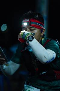 BIB: 100
                            <button type="button" onclick="openModal(22525392)" class="btn btn-primary btn-sm float-right btn-popup" data-toggle="modal" data-target=".modal-high-quality">
                        <i class="fas fa-shopping-cart"></i> Add to Cart
                    </button>
                                            <button type="button" onclick="isThisMe(22525392, true)" class="btn btn-success btn-sm float-right btn-popup btn-isme hidden" data-toggle="tooltip" data-placement="bottom" title="นี่คือรูปของคุณใช่ไหม คลิกที่นี่เพื่อเอาเข้าอัลบั้ม">
                        <i class="fas fa-plus"></i> Add to album
                    </button>
                    <button type="button" onclick="isThisMe(22525392, false)" class="btn btn-warning btn-sm float-right btn-popup btn-isnotme hidden">
                        <i class="fas fa-ban"></i> Remove from album
                    </button>