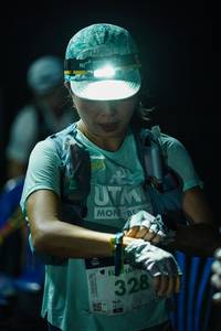 BIB: 925, 328
                            <button type="button" onclick="openModal(22731824)" class="btn btn-primary btn-sm float-right btn-popup" data-toggle="modal" data-target=".modal-high-quality">
                        <i class="fas fa-shopping-cart"></i> Add to Cart
                    </button>
                                            <button type="button" onclick="isThisMe(22731824, true)" class="btn btn-success btn-sm float-right btn-popup btn-isme hidden" data-toggle="tooltip" data-placement="bottom" title="นี่คือรูปของคุณใช่ไหม คลิกที่นี่เพื่อเอาเข้าอัลบั้ม">
                        <i class="fas fa-plus"></i> Add to album
                    </button>
                    <button type="button" onclick="isThisMe(22731824, false)" class="btn btn-warning btn-sm float-right btn-popup btn-isnotme hidden">
                        <i class="fas fa-ban"></i> Remove from album
                    </button>