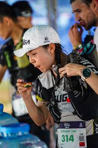 BIB: 100, 314
                            <button type="button" onclick="openModal(22603771)" class="btn btn-primary btn-sm float-right btn-popup" data-toggle="modal" data-target=".modal-high-quality">
                        <i class="fas fa-shopping-cart"></i> Add to Cart
                    </button>
                                            <button type="button" onclick="isThisMe(22603771, true)" class="btn btn-success btn-sm float-right btn-popup btn-isme hidden" data-toggle="tooltip" data-placement="bottom" title="นี่คือรูปของคุณใช่ไหม คลิกที่นี่เพื่อเอาเข้าอัลบั้ม">
                        <i class="fas fa-plus"></i> Add to album
                    </button>
                    <button type="button" onclick="isThisMe(22603771, false)" class="btn btn-warning btn-sm float-right btn-popup btn-isnotme hidden">
                        <i class="fas fa-ban"></i> Remove from album
                    </button>