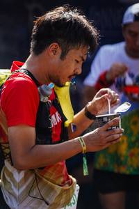 BIB: 100
                            <button type="button" onclick="openModal(22614271)" class="btn btn-primary btn-sm float-right btn-popup" data-toggle="modal" data-target=".modal-high-quality">
                        <i class="fas fa-shopping-cart"></i> Add to Cart
                    </button>
                                            <button type="button" onclick="isThisMe(22614271, true)" class="btn btn-success btn-sm float-right btn-popup btn-isme hidden" data-toggle="tooltip" data-placement="bottom" title="นี่คือรูปของคุณใช่ไหม คลิกที่นี่เพื่อเอาเข้าอัลบั้ม">
                        <i class="fas fa-plus"></i> Add to album
                    </button>
                    <button type="button" onclick="isThisMe(22614271, false)" class="btn btn-warning btn-sm float-right btn-popup btn-isnotme hidden">
                        <i class="fas fa-ban"></i> Remove from album
                    </button>