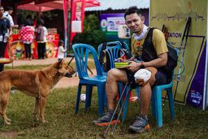 BIB: 949
                            <button type="button" onclick="openModal(22616368)" class="btn btn-primary btn-sm float-right btn-popup" data-toggle="modal" data-target=".modal-high-quality">
                        <i class="fas fa-shopping-cart"></i> Add to Cart
                    </button>
                                            <button type="button" onclick="isThisMe(22616368, true)" class="btn btn-success btn-sm float-right btn-popup btn-isme hidden" data-toggle="tooltip" data-placement="bottom" title="นี่คือรูปของคุณใช่ไหม คลิกที่นี่เพื่อเอาเข้าอัลบั้ม">
                        <i class="fas fa-plus"></i> Add to album
                    </button>
                    <button type="button" onclick="isThisMe(22616368, false)" class="btn btn-warning btn-sm float-right btn-popup btn-isnotme hidden">
                        <i class="fas fa-ban"></i> Remove from album
                    </button>