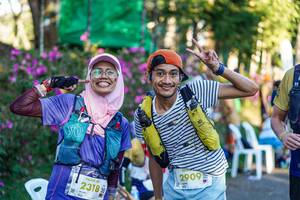 BIB: 2318, 2909
                            <button type="button" onclick="openModal(22436591)" class="btn btn-primary btn-sm float-right btn-popup" data-toggle="modal" data-target=".modal-high-quality">
                        <i class="fas fa-shopping-cart"></i> Add to Cart
                    </button>
                                            <button type="button" onclick="isThisMe(22436591, true)" class="btn btn-success btn-sm float-right btn-popup btn-isme hidden" data-toggle="tooltip" data-placement="bottom" title="นี่คือรูปของคุณใช่ไหม คลิกที่นี่เพื่อเอาเข้าอัลบั้ม">
                        <i class="fas fa-plus"></i> Add to album
                    </button>
                    <button type="button" onclick="isThisMe(22436591, false)" class="btn btn-warning btn-sm float-right btn-popup btn-isnotme hidden">
                        <i class="fas fa-ban"></i> Remove from album
                    </button>