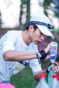 BIB: 612
                            <button type="button" onclick="openModal(22431347)" class="btn btn-primary btn-sm float-right btn-popup" data-toggle="modal" data-target=".modal-high-quality">
                        <i class="fas fa-shopping-cart"></i> Add to Cart
                    </button>
                                            <button type="button" onclick="isThisMe(22431347, true)" class="btn btn-success btn-sm float-right btn-popup btn-isme hidden" data-toggle="tooltip" data-placement="bottom" title="นี่คือรูปของคุณใช่ไหม คลิกที่นี่เพื่อเอาเข้าอัลบั้ม">
                        <i class="fas fa-plus"></i> Add to album
                    </button>
                    <button type="button" onclick="isThisMe(22431347, false)" class="btn btn-warning btn-sm float-right btn-popup btn-isnotme hidden">
                        <i class="fas fa-ban"></i> Remove from album
                    </button>