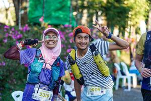 BIB: 2318, 201, 2909
                            <button type="button" onclick="openModal(22436598)" class="btn btn-primary btn-sm float-right btn-popup" data-toggle="modal" data-target=".modal-high-quality">
                        <i class="fas fa-shopping-cart"></i> Add to Cart
                    </button>
                                            <button type="button" onclick="isThisMe(22436598, true)" class="btn btn-success btn-sm float-right btn-popup btn-isme hidden" data-toggle="tooltip" data-placement="bottom" title="นี่คือรูปของคุณใช่ไหม คลิกที่นี่เพื่อเอาเข้าอัลบั้ม">
                        <i class="fas fa-plus"></i> Add to album
                    </button>
                    <button type="button" onclick="isThisMe(22436598, false)" class="btn btn-warning btn-sm float-right btn-popup btn-isnotme hidden">
                        <i class="fas fa-ban"></i> Remove from album
                    </button>