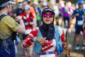 BIB: 110
                            <button type="button" onclick="openModal(22469486)" class="btn btn-primary btn-sm float-right btn-popup" data-toggle="modal" data-target=".modal-high-quality">
                        <i class="fas fa-shopping-cart"></i> Add to Cart
                    </button>
                                            <button type="button" onclick="isThisMe(22469486, true)" class="btn btn-success btn-sm float-right btn-popup btn-isme hidden" data-toggle="tooltip" data-placement="bottom" title="นี่คือรูปของคุณใช่ไหม คลิกที่นี่เพื่อเอาเข้าอัลบั้ม">
                        <i class="fas fa-plus"></i> Add to album
                    </button>
                    <button type="button" onclick="isThisMe(22469486, false)" class="btn btn-warning btn-sm float-right btn-popup btn-isnotme hidden">
                        <i class="fas fa-ban"></i> Remove from album
                    </button>