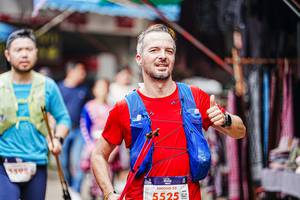 BIB: 1598, 5525
                            <button type="button" onclick="openModal(22335898)" class="btn btn-primary btn-sm float-right btn-popup" data-toggle="modal" data-target=".modal-high-quality">
                        <i class="fas fa-shopping-cart"></i> Add to Cart
                    </button>
                                            <button type="button" onclick="isThisMe(22335898, true)" class="btn btn-success btn-sm float-right btn-popup btn-isme hidden" data-toggle="tooltip" data-placement="bottom" title="นี่คือรูปของคุณใช่ไหม คลิกที่นี่เพื่อเอาเข้าอัลบั้ม">
                        <i class="fas fa-plus"></i> Add to album
                    </button>
                    <button type="button" onclick="isThisMe(22335898, false)" class="btn btn-warning btn-sm float-right btn-popup btn-isnotme hidden">
                        <i class="fas fa-ban"></i> Remove from album
                    </button>