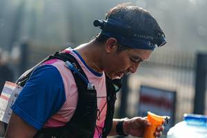 BIB: 528, 152
                            <button type="button" onclick="openModal(22332334)" class="btn btn-primary btn-sm float-right btn-popup" data-toggle="modal" data-target=".modal-high-quality">
                        <i class="fas fa-shopping-cart"></i> Add to Cart
                    </button>
                                            <button type="button" onclick="isThisMe(22332334, true)" class="btn btn-success btn-sm float-right btn-popup btn-isme hidden" data-toggle="tooltip" data-placement="bottom" title="นี่คือรูปของคุณใช่ไหม คลิกที่นี่เพื่อเอาเข้าอัลบั้ม">
                        <i class="fas fa-plus"></i> Add to album
                    </button>
                    <button type="button" onclick="isThisMe(22332334, false)" class="btn btn-warning btn-sm float-right btn-popup btn-isnotme hidden">
                        <i class="fas fa-ban"></i> Remove from album
                    </button>