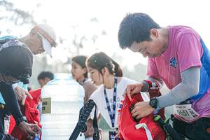 BIB: 100, 965127
                            <button type="button" onclick="openModal(22332883)" class="btn btn-primary btn-sm float-right btn-popup" data-toggle="modal" data-target=".modal-high-quality">
                        <i class="fas fa-shopping-cart"></i> Add to Cart
                    </button>
                                            <button type="button" onclick="isThisMe(22332883, true)" class="btn btn-success btn-sm float-right btn-popup btn-isme hidden" data-toggle="tooltip" data-placement="bottom" title="นี่คือรูปของคุณใช่ไหม คลิกที่นี่เพื่อเอาเข้าอัลบั้ม">
                        <i class="fas fa-plus"></i> Add to album
                    </button>
                    <button type="button" onclick="isThisMe(22332883, false)" class="btn btn-warning btn-sm float-right btn-popup btn-isnotme hidden">
                        <i class="fas fa-ban"></i> Remove from album
                    </button>