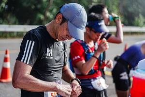 BIB: 512
                            <button type="button" onclick="openModal(22327828)" class="btn btn-primary btn-sm float-right btn-popup" data-toggle="modal" data-target=".modal-high-quality">
                        <i class="fas fa-shopping-cart"></i> Add to Cart
                    </button>
                                            <button type="button" onclick="isThisMe(22327828, true)" class="btn btn-success btn-sm float-right btn-popup btn-isme hidden" data-toggle="tooltip" data-placement="bottom" title="นี่คือรูปของคุณใช่ไหม คลิกที่นี่เพื่อเอาเข้าอัลบั้ม">
                        <i class="fas fa-plus"></i> Add to album
                    </button>
                    <button type="button" onclick="isThisMe(22327828, false)" class="btn btn-warning btn-sm float-right btn-popup btn-isnotme hidden">
                        <i class="fas fa-ban"></i> Remove from album
                    </button>