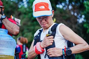 BIB: 100
                            <button type="button" onclick="openModal(22330315)" class="btn btn-primary btn-sm float-right btn-popup" data-toggle="modal" data-target=".modal-high-quality">
                        <i class="fas fa-shopping-cart"></i> Add to Cart
                    </button>
                                            <button type="button" onclick="isThisMe(22330315, true)" class="btn btn-success btn-sm float-right btn-popup btn-isme hidden" data-toggle="tooltip" data-placement="bottom" title="นี่คือรูปของคุณใช่ไหม คลิกที่นี่เพื่อเอาเข้าอัลบั้ม">
                        <i class="fas fa-plus"></i> Add to album
                    </button>
                    <button type="button" onclick="isThisMe(22330315, false)" class="btn btn-warning btn-sm float-right btn-popup btn-isnotme hidden">
                        <i class="fas fa-ban"></i> Remove from album
                    </button>