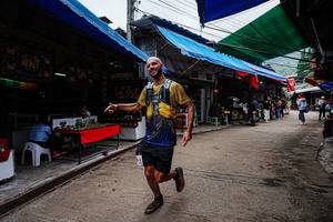BIB: 131
                            <button type="button" onclick="openModal(22331755)" class="btn btn-primary btn-sm float-right btn-popup" data-toggle="modal" data-target=".modal-high-quality">
                        <i class="fas fa-shopping-cart"></i> Add to Cart
                    </button>
                                            <button type="button" onclick="isThisMe(22331755, true)" class="btn btn-success btn-sm float-right btn-popup btn-isme hidden" data-toggle="tooltip" data-placement="bottom" title="นี่คือรูปของคุณใช่ไหม คลิกที่นี่เพื่อเอาเข้าอัลบั้ม">
                        <i class="fas fa-plus"></i> Add to album
                    </button>
                    <button type="button" onclick="isThisMe(22331755, false)" class="btn btn-warning btn-sm float-right btn-popup btn-isnotme hidden">
                        <i class="fas fa-ban"></i> Remove from album
                    </button>