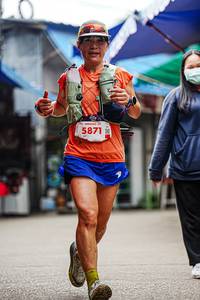 BIB: 5871, 990
                            <button type="button" onclick="openModal(22336353)" class="btn btn-primary btn-sm float-right btn-popup" data-toggle="modal" data-target=".modal-high-quality">
                        <i class="fas fa-shopping-cart"></i> Add to Cart
                    </button>
                                            <button type="button" onclick="isThisMe(22336353, true)" class="btn btn-success btn-sm float-right btn-popup btn-isme hidden" data-toggle="tooltip" data-placement="bottom" title="นี่คือรูปของคุณใช่ไหม คลิกที่นี่เพื่อเอาเข้าอัลบั้ม">
                        <i class="fas fa-plus"></i> Add to album
                    </button>
                    <button type="button" onclick="isThisMe(22336353, false)" class="btn btn-warning btn-sm float-right btn-popup btn-isnotme hidden">
                        <i class="fas fa-ban"></i> Remove from album
                    </button>