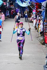 BIB: 6288
                            <button type="button" onclick="openModal(22337893)" class="btn btn-primary btn-sm float-right btn-popup" data-toggle="modal" data-target=".modal-high-quality">
                        <i class="fas fa-shopping-cart"></i> Add to Cart
                    </button>
                                            <button type="button" onclick="isThisMe(22337893, true)" class="btn btn-success btn-sm float-right btn-popup btn-isme hidden" data-toggle="tooltip" data-placement="bottom" title="นี่คือรูปของคุณใช่ไหม คลิกที่นี่เพื่อเอาเข้าอัลบั้ม">
                        <i class="fas fa-plus"></i> Add to album
                    </button>
                    <button type="button" onclick="isThisMe(22337893, false)" class="btn btn-warning btn-sm float-right btn-popup btn-isnotme hidden">
                        <i class="fas fa-ban"></i> Remove from album
                    </button>