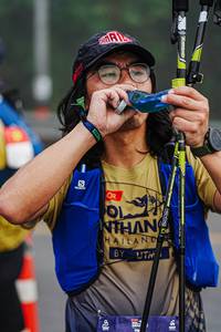 BIB: 1000
                            <button type="button" onclick="openModal(22334903)" class="btn btn-primary btn-sm float-right btn-popup" data-toggle="modal" data-target=".modal-high-quality">
                        <i class="fas fa-shopping-cart"></i> Add to Cart
                    </button>
                                            <button type="button" onclick="isThisMe(22334903, true)" class="btn btn-success btn-sm float-right btn-popup btn-isme hidden" data-toggle="tooltip" data-placement="bottom" title="นี่คือรูปของคุณใช่ไหม คลิกที่นี่เพื่อเอาเข้าอัลบั้ม">
                        <i class="fas fa-plus"></i> Add to album
                    </button>
                    <button type="button" onclick="isThisMe(22334903, false)" class="btn btn-warning btn-sm float-right btn-popup btn-isnotme hidden">
                        <i class="fas fa-ban"></i> Remove from album
                    </button>