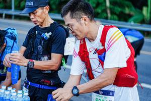 BIB: 100, 930
                            <button type="button" onclick="openModal(22330661)" class="btn btn-primary btn-sm float-right btn-popup" data-toggle="modal" data-target=".modal-high-quality">
                        <i class="fas fa-shopping-cart"></i> Add to Cart
                    </button>
                                            <button type="button" onclick="isThisMe(22330661, true)" class="btn btn-success btn-sm float-right btn-popup btn-isme hidden" data-toggle="tooltip" data-placement="bottom" title="นี่คือรูปของคุณใช่ไหม คลิกที่นี่เพื่อเอาเข้าอัลบั้ม">
                        <i class="fas fa-plus"></i> Add to album
                    </button>
                    <button type="button" onclick="isThisMe(22330661, false)" class="btn btn-warning btn-sm float-right btn-popup btn-isnotme hidden">
                        <i class="fas fa-ban"></i> Remove from album
                    </button>