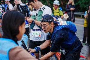 BIB: 100, 9733
                            <button type="button" onclick="openModal(22335500)" class="btn btn-primary btn-sm float-right btn-popup" data-toggle="modal" data-target=".modal-high-quality">
                        <i class="fas fa-shopping-cart"></i> Add to Cart
                    </button>
                                            <button type="button" onclick="isThisMe(22335500, true)" class="btn btn-success btn-sm float-right btn-popup btn-isme hidden" data-toggle="tooltip" data-placement="bottom" title="นี่คือรูปของคุณใช่ไหม คลิกที่นี่เพื่อเอาเข้าอัลบั้ม">
                        <i class="fas fa-plus"></i> Add to album
                    </button>
                    <button type="button" onclick="isThisMe(22335500, false)" class="btn btn-warning btn-sm float-right btn-popup btn-isnotme hidden">
                        <i class="fas fa-ban"></i> Remove from album
                    </button>