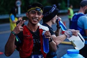 BIB: 093
                            <button type="button" onclick="openModal(22329745)" class="btn btn-primary btn-sm float-right btn-popup" data-toggle="modal" data-target=".modal-high-quality">
                        <i class="fas fa-shopping-cart"></i> Add to Cart
                    </button>
                                            <button type="button" onclick="isThisMe(22329745, true)" class="btn btn-success btn-sm float-right btn-popup btn-isme hidden" data-toggle="tooltip" data-placement="bottom" title="นี่คือรูปของคุณใช่ไหม คลิกที่นี่เพื่อเอาเข้าอัลบั้ม">
                        <i class="fas fa-plus"></i> Add to album
                    </button>
                    <button type="button" onclick="isThisMe(22329745, false)" class="btn btn-warning btn-sm float-right btn-popup btn-isnotme hidden">
                        <i class="fas fa-ban"></i> Remove from album
                    </button>