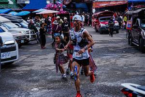 BIB: 0137, 404, 524
                            <button type="button" onclick="openModal(22331004)" class="btn btn-primary btn-sm float-right btn-popup" data-toggle="modal" data-target=".modal-high-quality">
                        <i class="fas fa-shopping-cart"></i> Add to Cart
                    </button>
                                            <button type="button" onclick="isThisMe(22331004, true)" class="btn btn-success btn-sm float-right btn-popup btn-isme hidden" data-toggle="tooltip" data-placement="bottom" title="นี่คือรูปของคุณใช่ไหม คลิกที่นี่เพื่อเอาเข้าอัลบั้ม">
                        <i class="fas fa-plus"></i> Add to album
                    </button>
                    <button type="button" onclick="isThisMe(22331004, false)" class="btn btn-warning btn-sm float-right btn-popup btn-isnotme hidden">
                        <i class="fas fa-ban"></i> Remove from album
                    </button>