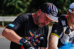 BIB: 280
                            <button type="button" onclick="openModal(22327580)" class="btn btn-primary btn-sm float-right btn-popup" data-toggle="modal" data-target=".modal-high-quality">
                        <i class="fas fa-shopping-cart"></i> Add to Cart
                    </button>
                                            <button type="button" onclick="isThisMe(22327580, true)" class="btn btn-success btn-sm float-right btn-popup btn-isme hidden" data-toggle="tooltip" data-placement="bottom" title="นี่คือรูปของคุณใช่ไหม คลิกที่นี่เพื่อเอาเข้าอัลบั้ม">
                        <i class="fas fa-plus"></i> Add to album
                    </button>
                    <button type="button" onclick="isThisMe(22327580, false)" class="btn btn-warning btn-sm float-right btn-popup btn-isnotme hidden">
                        <i class="fas fa-ban"></i> Remove from album
                    </button>