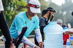 BIB: 585
                            <button type="button" onclick="openModal(22332923)" class="btn btn-primary btn-sm float-right btn-popup" data-toggle="modal" data-target=".modal-high-quality">
                        <i class="fas fa-shopping-cart"></i> Add to Cart
                    </button>
                                            <button type="button" onclick="isThisMe(22332923, true)" class="btn btn-success btn-sm float-right btn-popup btn-isme hidden" data-toggle="tooltip" data-placement="bottom" title="นี่คือรูปของคุณใช่ไหม คลิกที่นี่เพื่อเอาเข้าอัลบั้ม">
                        <i class="fas fa-plus"></i> Add to album
                    </button>
                    <button type="button" onclick="isThisMe(22332923, false)" class="btn btn-warning btn-sm float-right btn-popup btn-isnotme hidden">
                        <i class="fas fa-ban"></i> Remove from album
                    </button>