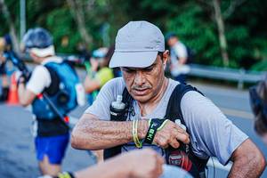 BIB: 100
                            <button type="button" onclick="openModal(22330242)" class="btn btn-primary btn-sm float-right btn-popup" data-toggle="modal" data-target=".modal-high-quality">
                        <i class="fas fa-shopping-cart"></i> Add to Cart
                    </button>
                                            <button type="button" onclick="isThisMe(22330242, true)" class="btn btn-success btn-sm float-right btn-popup btn-isme hidden" data-toggle="tooltip" data-placement="bottom" title="นี่คือรูปของคุณใช่ไหม คลิกที่นี่เพื่อเอาเข้าอัลบั้ม">
                        <i class="fas fa-plus"></i> Add to album
                    </button>
                    <button type="button" onclick="isThisMe(22330242, false)" class="btn btn-warning btn-sm float-right btn-popup btn-isnotme hidden">
                        <i class="fas fa-ban"></i> Remove from album
                    </button>