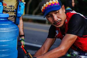 BIB: 
                            <button type="button" onclick="openModal(22330887)" class="btn btn-primary btn-sm float-right btn-popup" data-toggle="modal" data-target=".modal-high-quality">
                        <i class="fas fa-shopping-cart"></i> Add to Cart
                    </button>
                                            <button type="button" onclick="isThisMe(22330887, true)" class="btn btn-success btn-sm float-right btn-popup btn-isme hidden" data-toggle="tooltip" data-placement="bottom" title="นี่คือรูปของคุณใช่ไหม คลิกที่นี่เพื่อเอาเข้าอัลบั้ม">
                        <i class="fas fa-plus"></i> Add to album
                    </button>
                    <button type="button" onclick="isThisMe(22330887, false)" class="btn btn-warning btn-sm float-right btn-popup btn-isnotme hidden">
                        <i class="fas fa-ban"></i> Remove from album
                    </button>