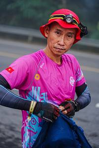 BIB: 100
                            <button type="button" onclick="openModal(22334809)" class="btn btn-primary btn-sm float-right btn-popup" data-toggle="modal" data-target=".modal-high-quality">
                        <i class="fas fa-shopping-cart"></i> Add to Cart
                    </button>
                                            <button type="button" onclick="isThisMe(22334809, true)" class="btn btn-success btn-sm float-right btn-popup btn-isme hidden" data-toggle="tooltip" data-placement="bottom" title="นี่คือรูปของคุณใช่ไหม คลิกที่นี่เพื่อเอาเข้าอัลบั้ม">
                        <i class="fas fa-plus"></i> Add to album
                    </button>
                    <button type="button" onclick="isThisMe(22334809, false)" class="btn btn-warning btn-sm float-right btn-popup btn-isnotme hidden">
                        <i class="fas fa-ban"></i> Remove from album
                    </button>