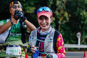 BIB: 100, 9657
                            <button type="button" onclick="openModal(22333118)" class="btn btn-primary btn-sm float-right btn-popup" data-toggle="modal" data-target=".modal-high-quality">
                        <i class="fas fa-shopping-cart"></i> Add to Cart
                    </button>
                                            <button type="button" onclick="isThisMe(22333118, true)" class="btn btn-success btn-sm float-right btn-popup btn-isme hidden" data-toggle="tooltip" data-placement="bottom" title="นี่คือรูปของคุณใช่ไหม คลิกที่นี่เพื่อเอาเข้าอัลบั้ม">
                        <i class="fas fa-plus"></i> Add to album
                    </button>
                    <button type="button" onclick="isThisMe(22333118, false)" class="btn btn-warning btn-sm float-right btn-popup btn-isnotme hidden">
                        <i class="fas fa-ban"></i> Remove from album
                    </button>